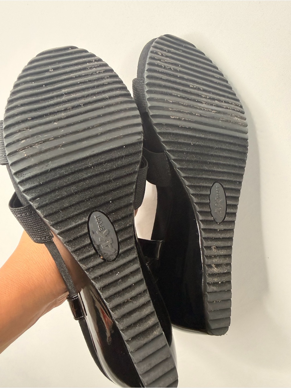 Women's Anne Klein Cabrini Wedge‎ Sandal - Picture 9 of 9